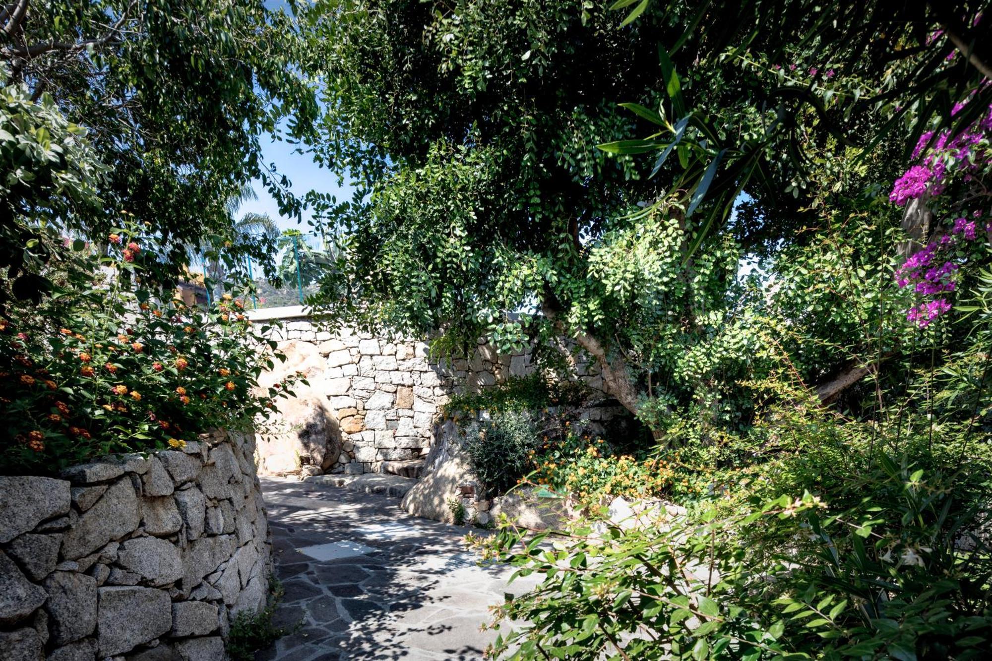 Cruccuris Resort - Adults Only Villasimius Ngoại thất bức ảnh