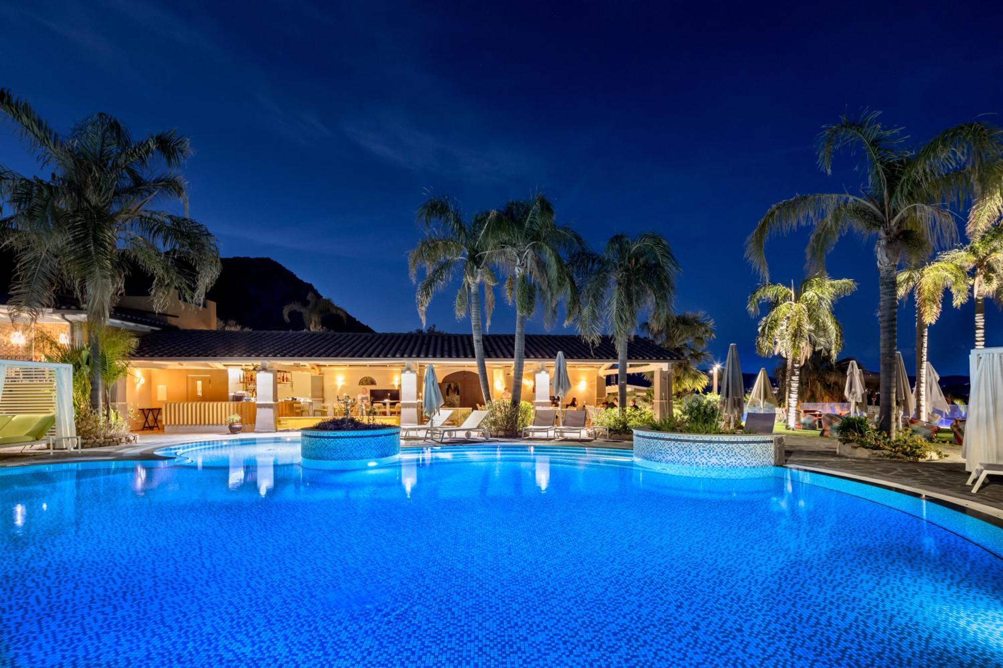 Cruccuris Resort - Adults Only Villasimius Ngoại thất bức ảnh